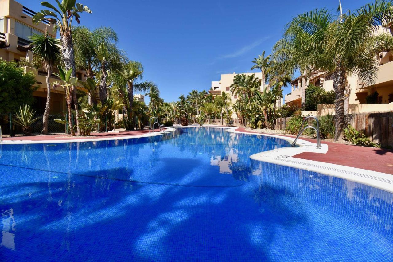 Bahia Marinas - Tu Hogar Con Jardin Privado! Apartment Vera Luaran gambar